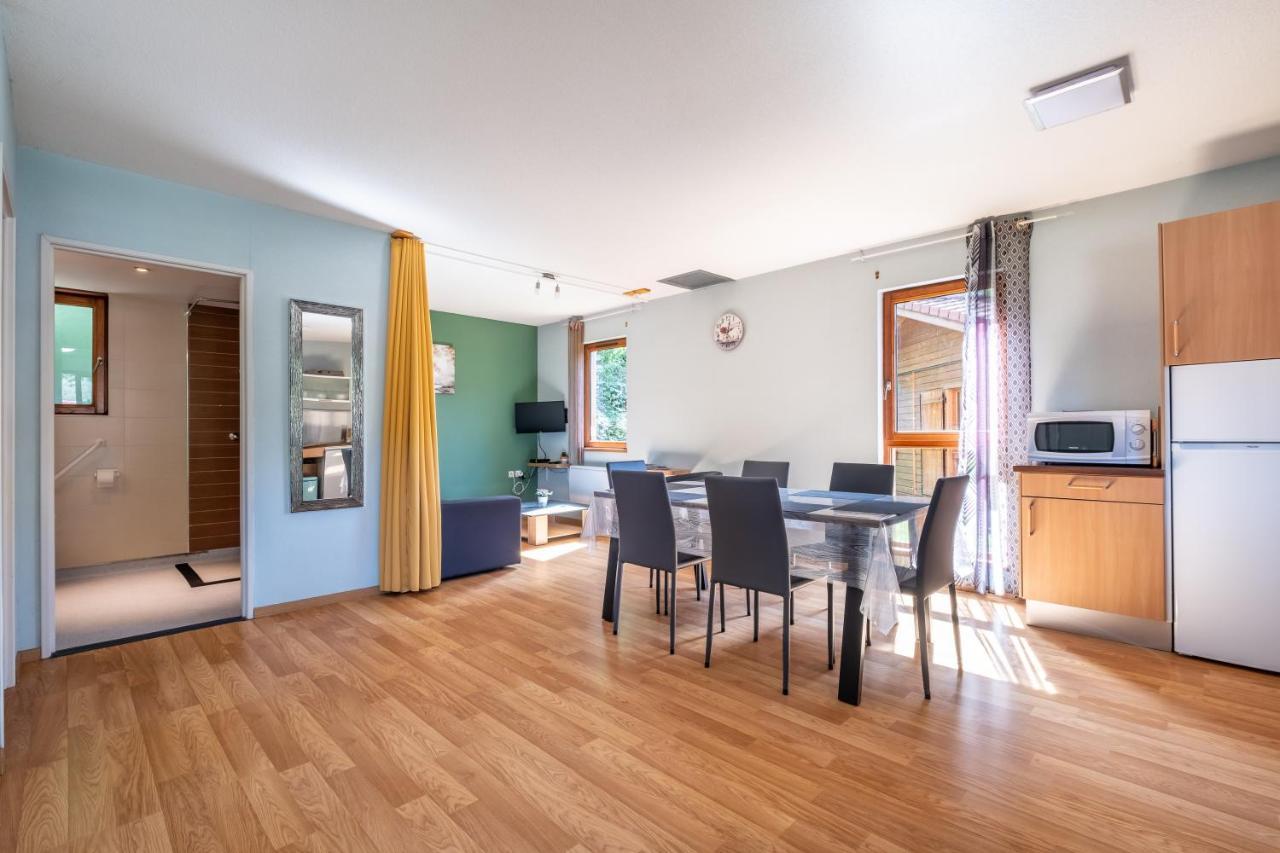 Le Hameau Du Comte De Foix - 11 Chalets En Ariege 莫科斯吉拉博特 外观 照片